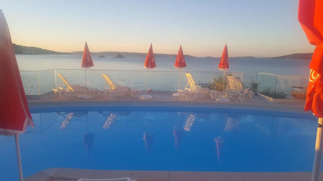 Apartments Villa Marija Seget Vranjica